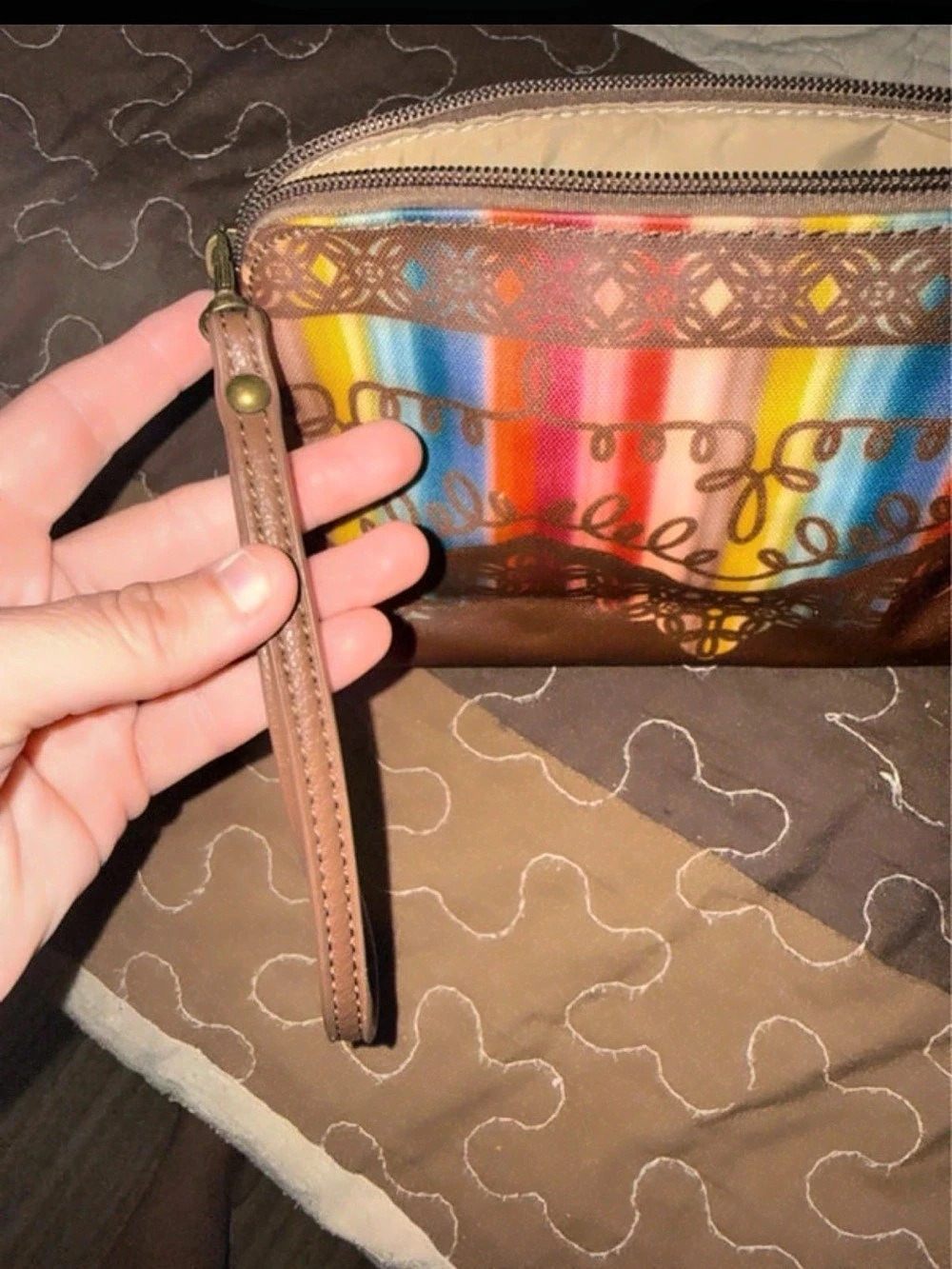 Catchfly Multicolor Wristlet Cosmetic Bag - Picture 3 of 4